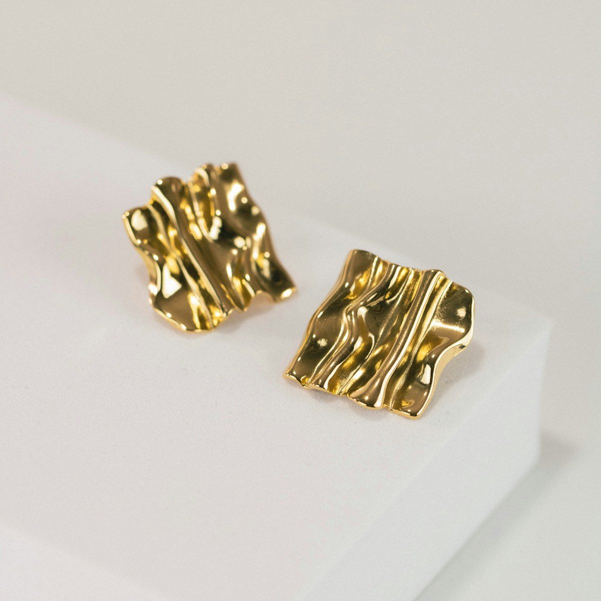 Solitaire Classic Diamond Studs