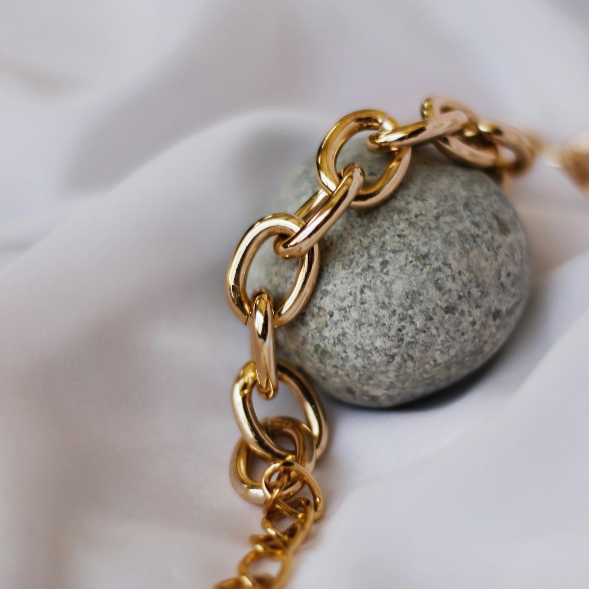Beaded Ball Gold Bracelet